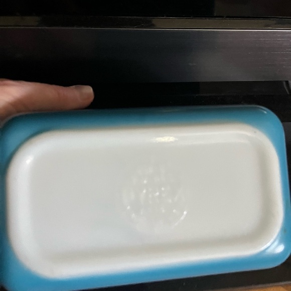 Vintage Pyrex Mini Loaf Bowl - Picture 3 of 3
